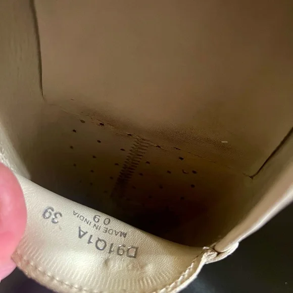 GEOX IVORY LOAFERS. Never worn - Picture 9 of 13